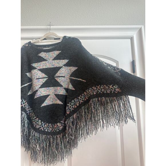 Southwestern Knitted Dark Gray with Pastel Aztec Tribal Design and Fringe Pancho - Picture 4 of 6